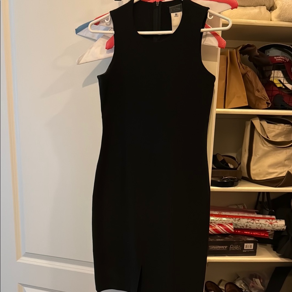 Elegant Black Sleeveless Dress